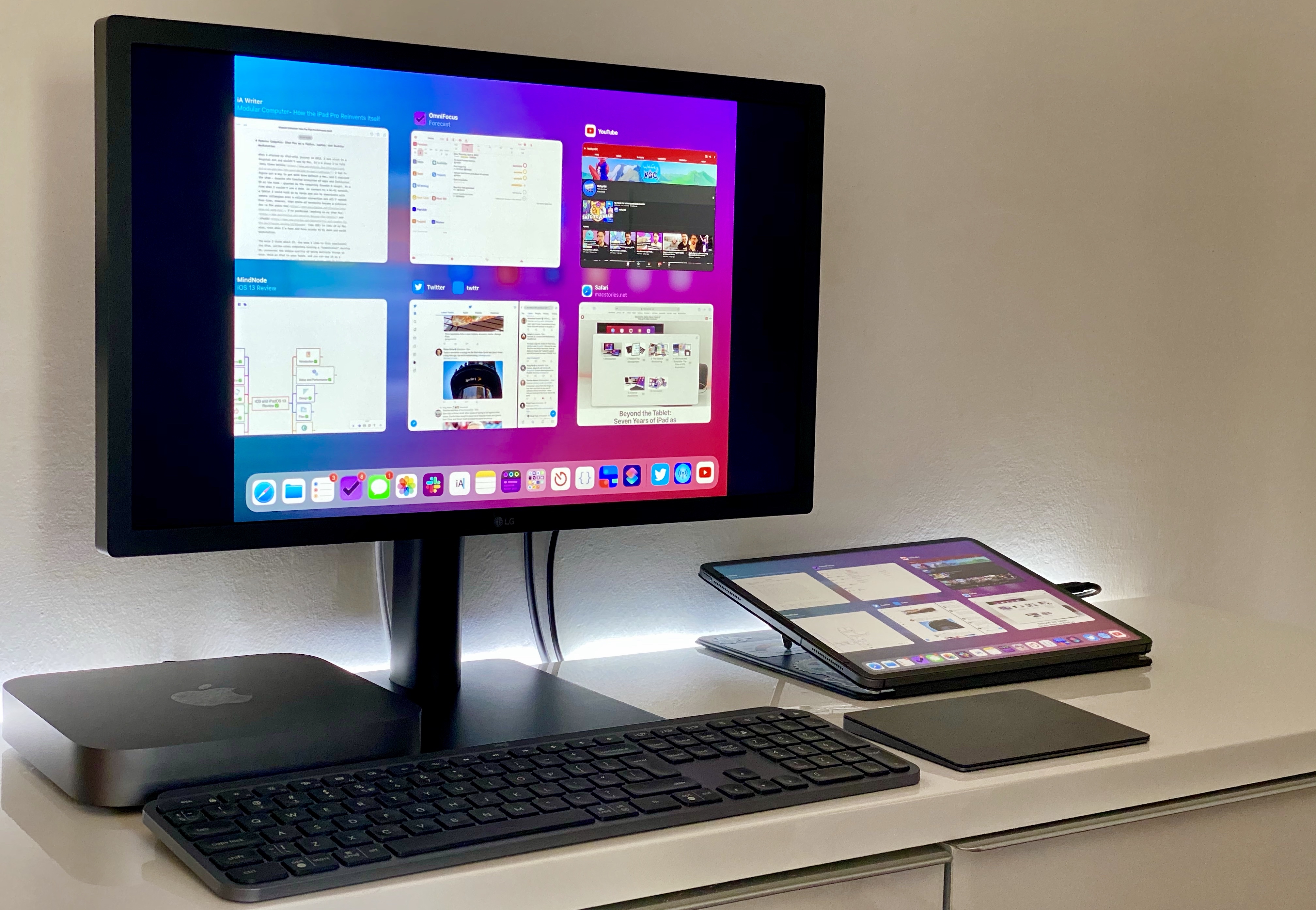 Modular Computer: iPad Pro as a Tablet, Laptop, and Desktop Workstation